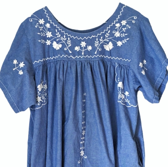 Naqui Floral Embroidery Dress with Pockets size 2X-2XG - Picture 2 of 8